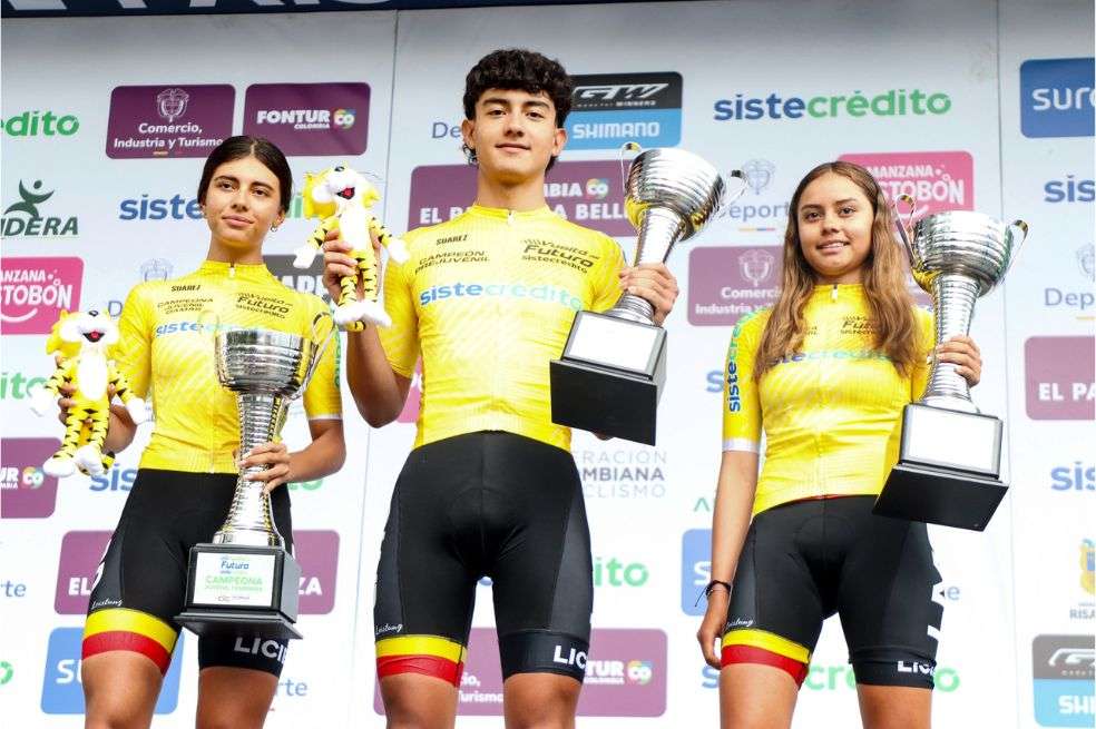 De izquierda a derecha: Zara Sofía Lamprea, Juan Esteban Canchón y Ana Kamila Castro.