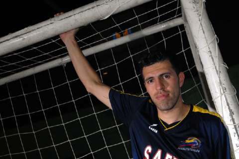 El adiós del mejor micrero de todos los tiempos: John Pinilla