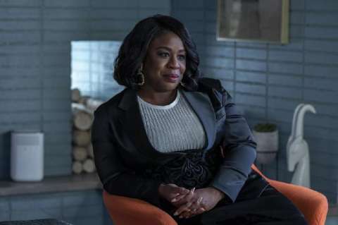 Uzo Aduba, en los zapatos de una terapeuta