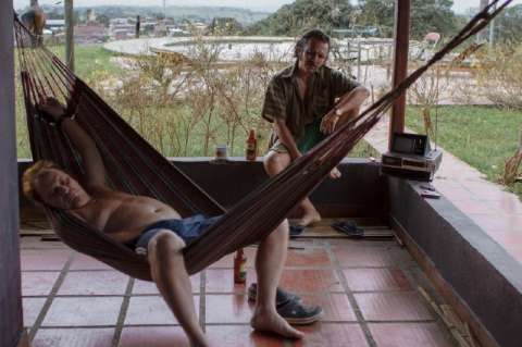 “Lavaperros”, la mafia que llevamos por dentro