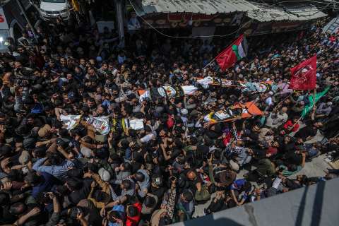 Ataques israelíes en Gaza dejan 13 muertos, incluidos tres jefes de la Yihad Islám