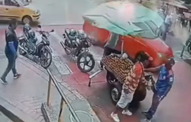 Buscan a motociclista que asesinó a vendedor de aguacates en Bucaramanga