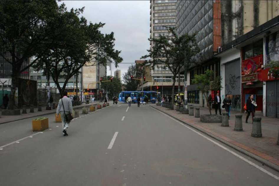 Instituto Para la Economía Social de Bogotá / Instituto Para la Economía Social de Bogotá