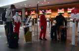 El riesgo de exposición al COVID-19 sí es menor si las aerolíneas dejan asientos de por medio
