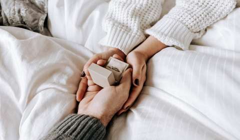 Diez canciones para pedir matrimonio y decir “sí” al ritmo de la música