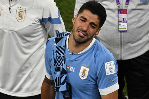 Bielsa descartó a Suárez y a Cavani para las primeras fechas de las Eliminatorias