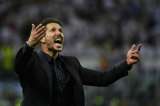 Presidente del Atlético de Madrid afirma que dijo "no" a la AFA sobre Simeone