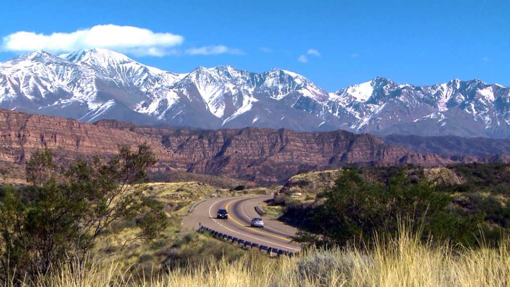 La provincia de Mendoza se destacada por sus vinos, su belleza paisajística y su valioso patrimonio histórico.