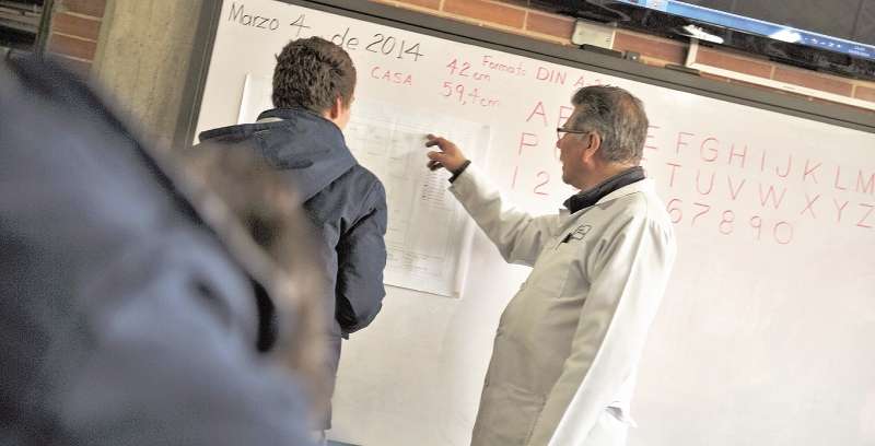 La Corte Constitucional ordenó una revisión de todos los manuales de convivencia de los colegios para evitar más casos como el de Sergio Urrego. / Archivo