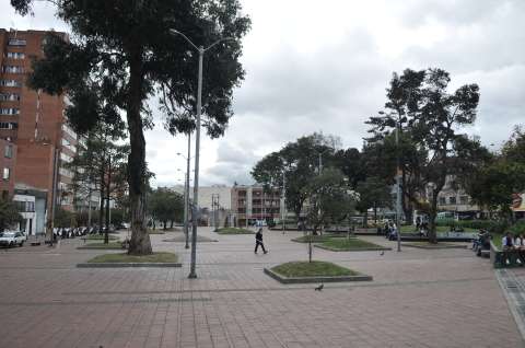 Golpes, táser y detenciones: las denuncias contra la Policía en el parque de Los Hippies