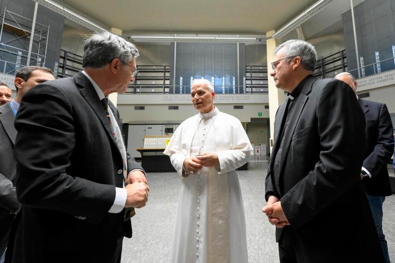 León XIV expresa su preocupación por las guerras: “Día y noche sigo lo que pasa”