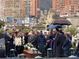 Sepelio y entierro de Miguel Uribe: senador fue sepultado rodeado de familia y amigos