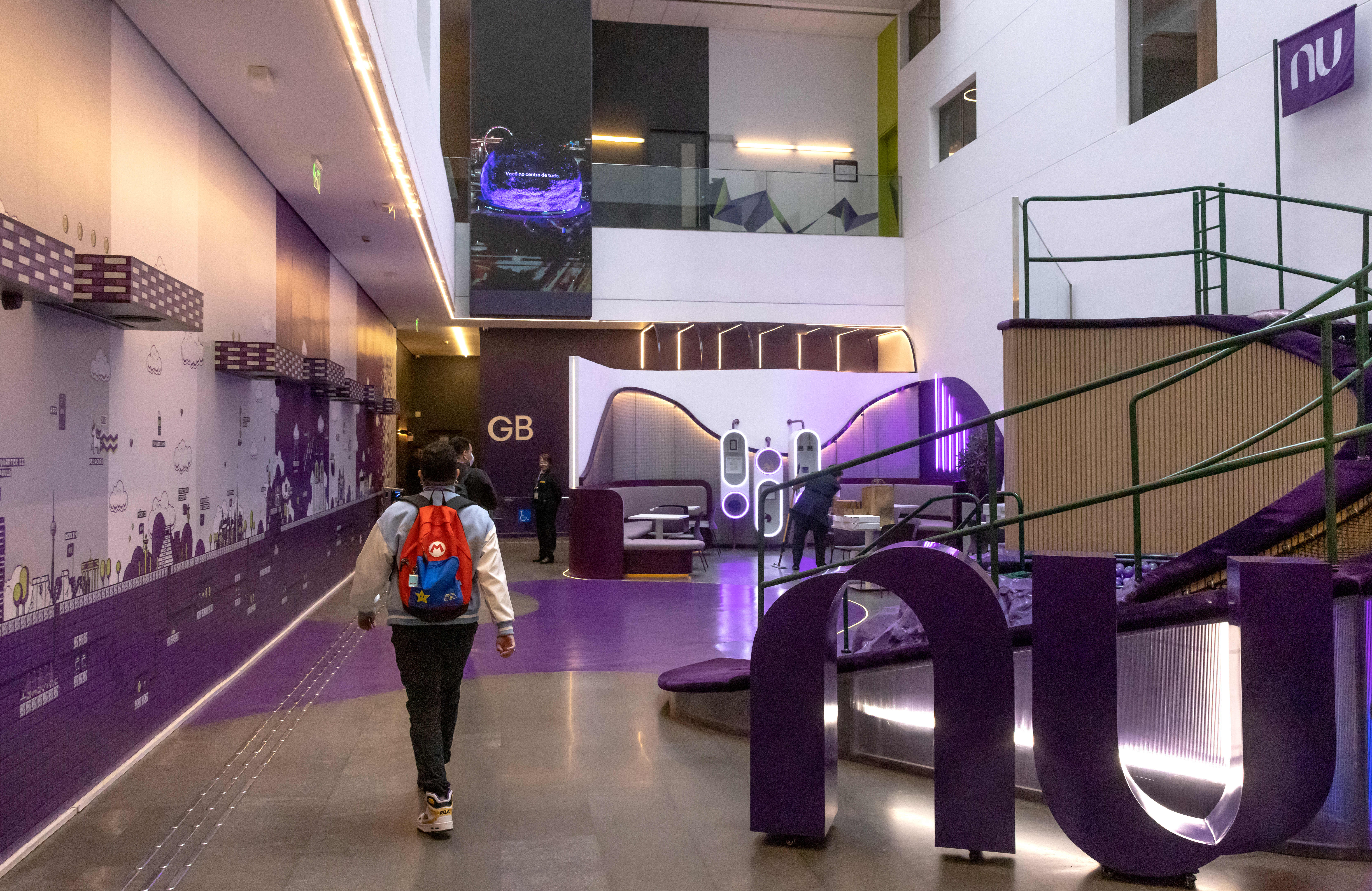 Oficinas de Nubank en Brasil.