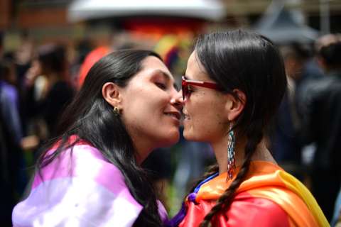 Los códigos secretos de la cultura lésbica en la moda: así los usaban para coquetear