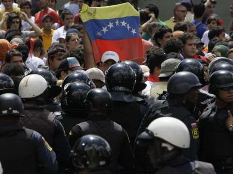 Venezuela: las regiones se rebelan contra Nicolás Maduro