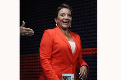 Honduras gira hacia la izquierda