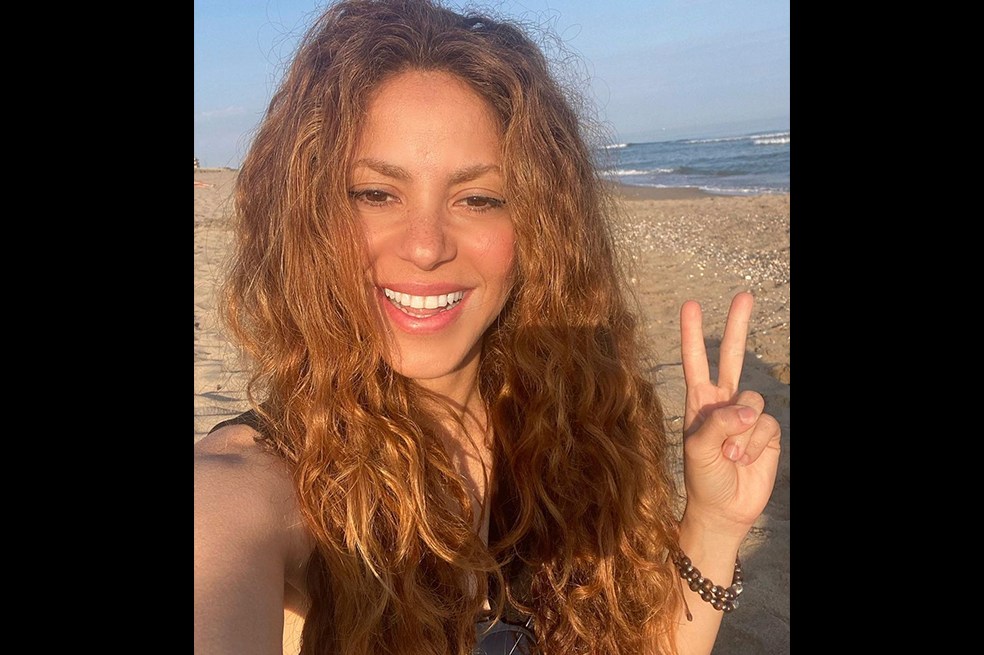 Shakira no se ha manifestado sobre la declaración de amor de su admirador. Su familia pidió que se retiraran los mensajes.
