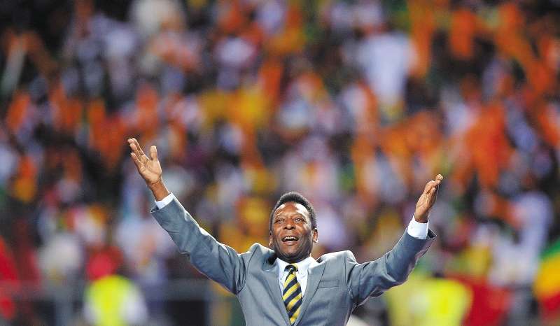 Pelé, leyenda del fútbol brasileño.