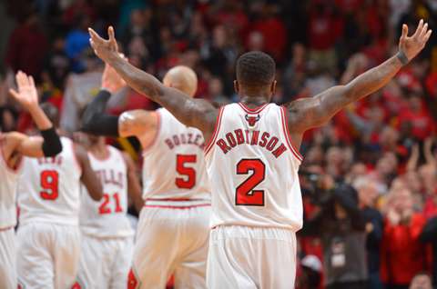 Bulls salen al frente en semifinal del Este al vencer a los Heat