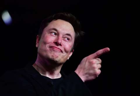 Salir de la bolsa, una elección osada de Elon Musk que pone bajo presión a Twitter