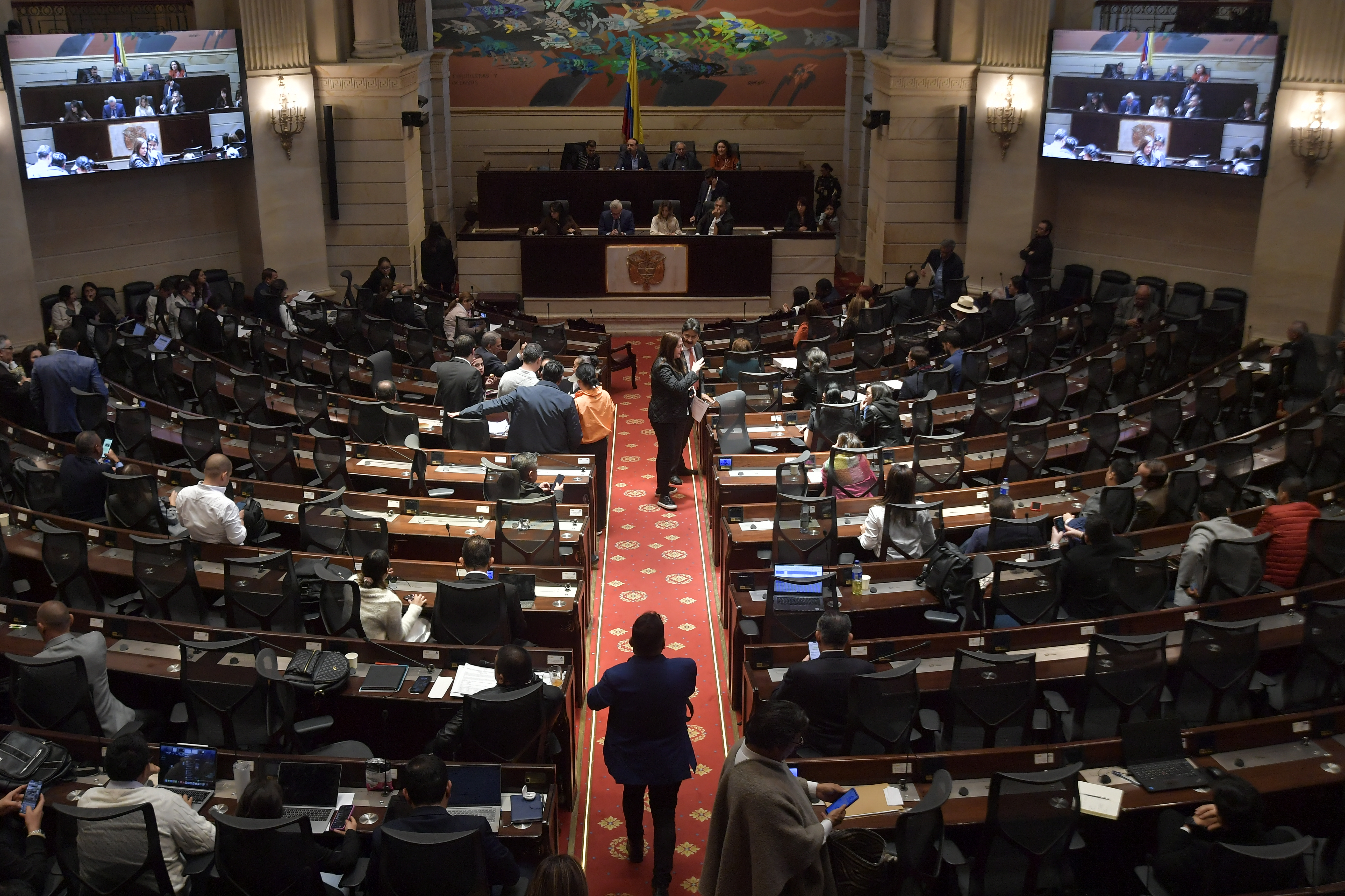 Debate en el congreso de la República para definir el monto del Presupuesto General de la Nación (PGN) para 2025.