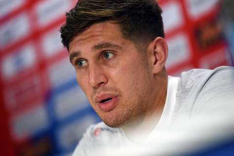 El inglés John Stones dijo que Colombia es el "equipo más sucio" que ha enfrentado