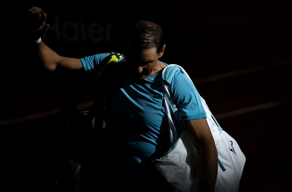 Paris (France), 27/05/2024.- Rafael Nadal of Spain leaves the court after losing his Men's Singles 1st round match against Alexander Zverev of Germany during the French Open Grand Slam tennis tournament at Roland Garros in Paris, France, 27 May 2024. (Tenis, Abierto, Francia, Alemania, España) EFE/EPA/YOAN VALAT