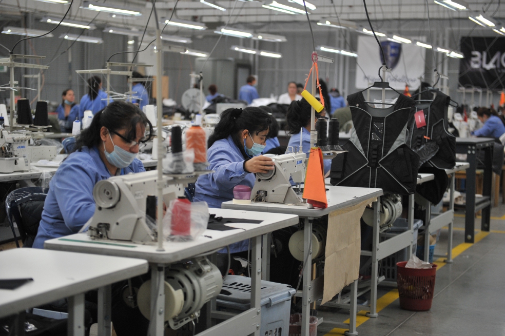 Las empresas colombianas tienen una gran oportunidad para aportar al proceso de paz. / Gustavo Torrijos