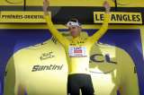 Tadej Pogacar dio espectáculo en la etapa tres del Tour de Francia y es líder de la general