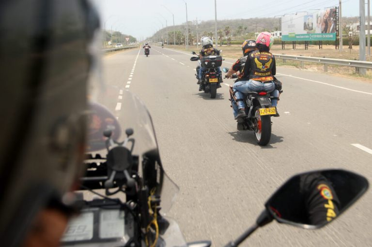Los nuevos ángeles, son del cielo y tienen motos