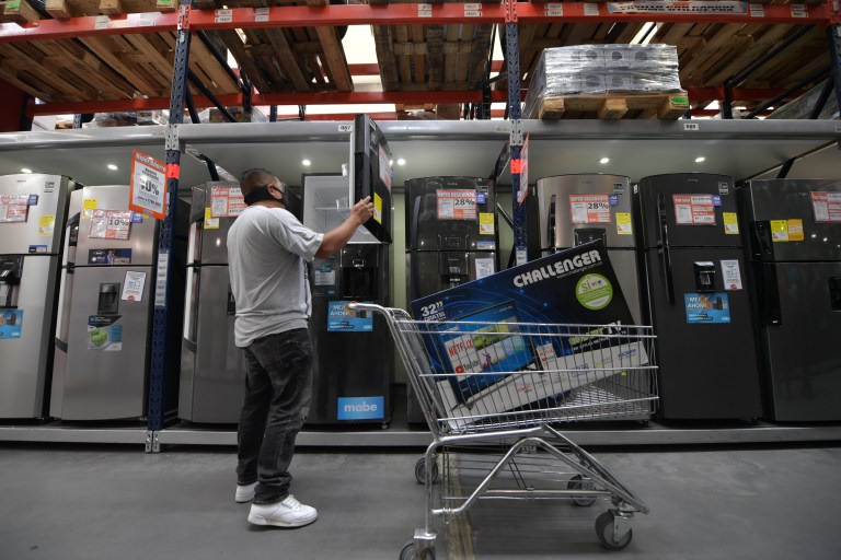 Gasto de los hogares creció 6,56% en mayo de 2021, pero sigue golpeado
