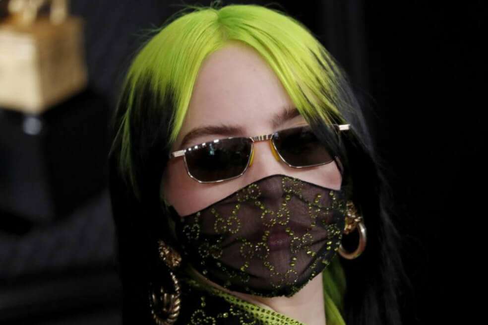 Billie Eilish es la artista más joven en ganar las cuatro categorías principales de los Premios Grammy. / EFE
