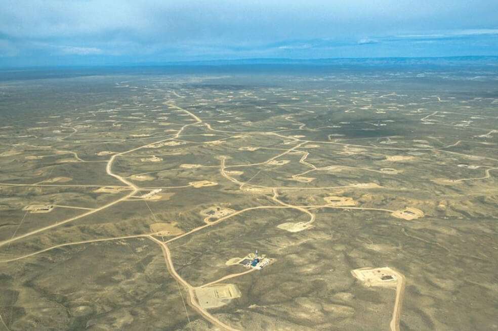 En la imagen se aprecia el impacto potencial del fracking en Wyoming (Washington). De hecho, este tipo de exploración ha transformado la geografía de varios lugares de Estados Unidos. / Peter Aengst
