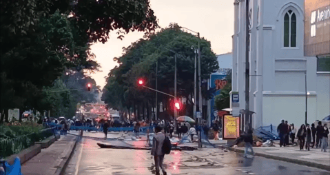 Movilidad: colapso vial en la calle 72 con carrera 11 por protesta en U. Pedagógica