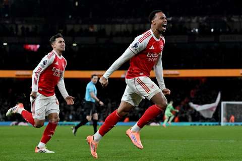 Arsenal demostró carácter y terminó el año goleando 4-1 al tercero de la Premier League