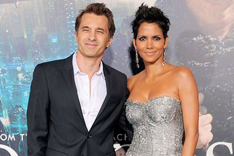 Olivier Martinez y Halle Berry. / Bang Showbiz