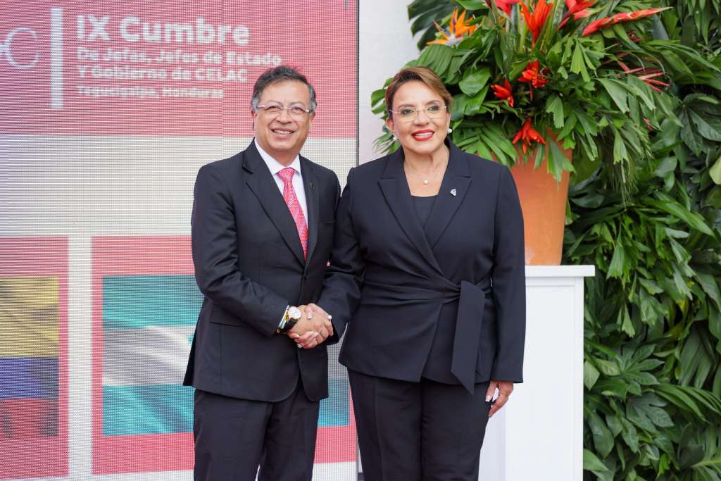 El mandatario Gustavo Petro recibió la presidencia pro tempore de la CELAC, que tenía su homóloga de Honduras, Xiomara Castro.