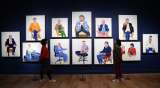 El artista David Hockney retrata a su círculo más íntimo en su más reciente muestra