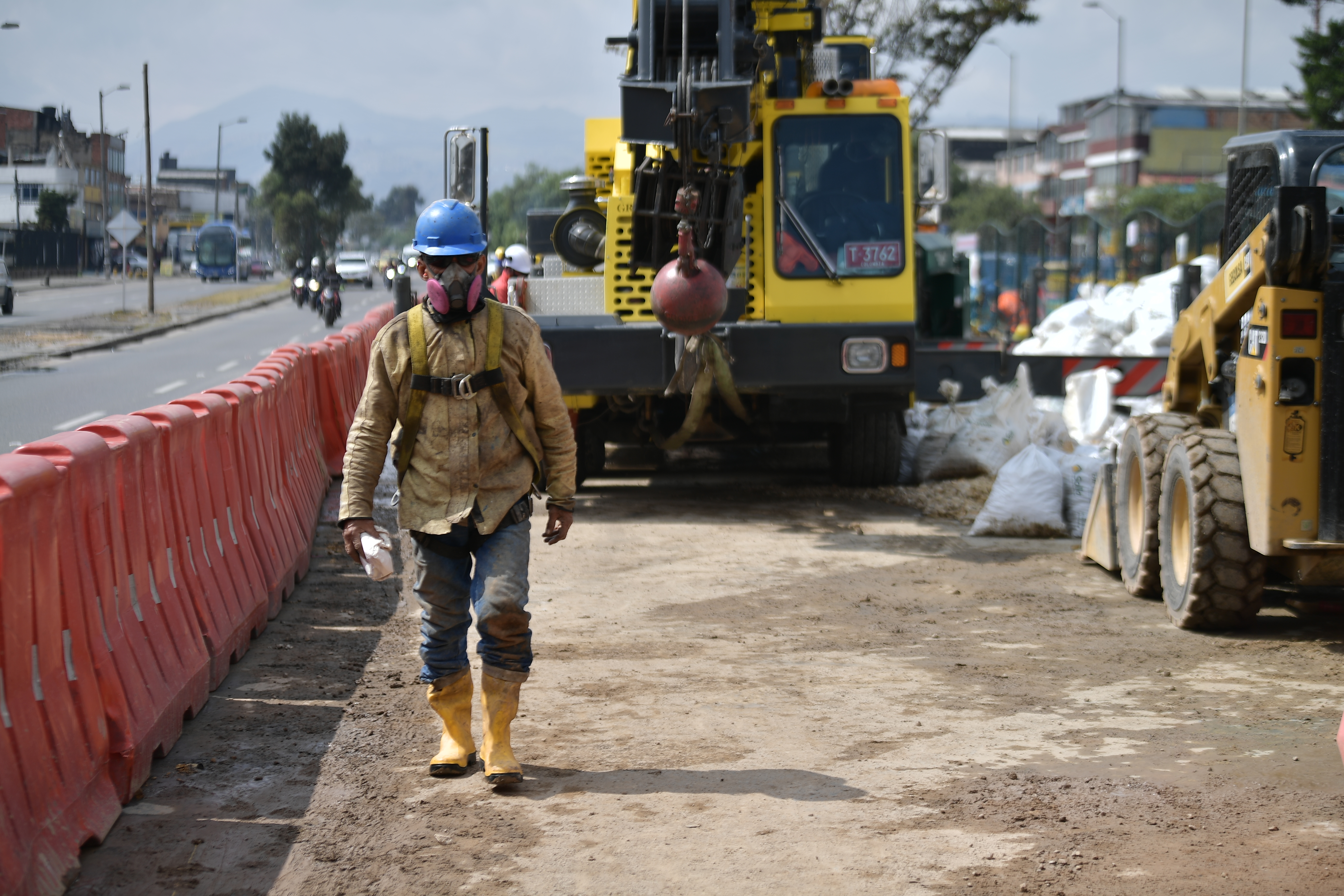 Reemplazo de tubería por obras del metro de Bogotá en la Avenida primero de mayo con Boyacá