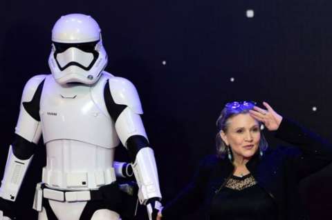 Carrie Fisher, la princesa Leia en Star Wars, sufre paro cardiaco en un avión