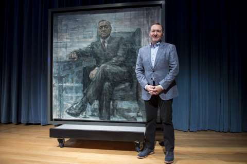Frank Underwood, de "House of Cards", cuelga su retrato en la Galería Nacional de EE.UU.