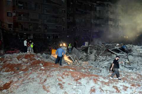 Israel sigue su bombardeo en Beirut y avisa a sus habitantes que deben evacuar