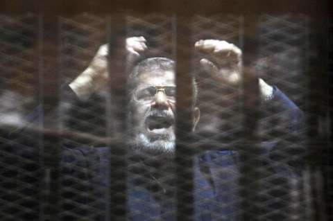 ONU y Casa Blanca "preocupadas" por condena a muerte de expresidente Mursi