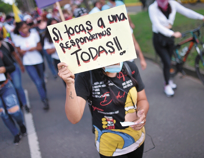 7 de cada 10 mujeres que viven en la capital manifestaron tener miedo a sufrir un ataque sexual en el transporte o en el espacio público y 8 de cada 10 mujeres han experimentado una situación de acoso sexual en algún momento de su vida.