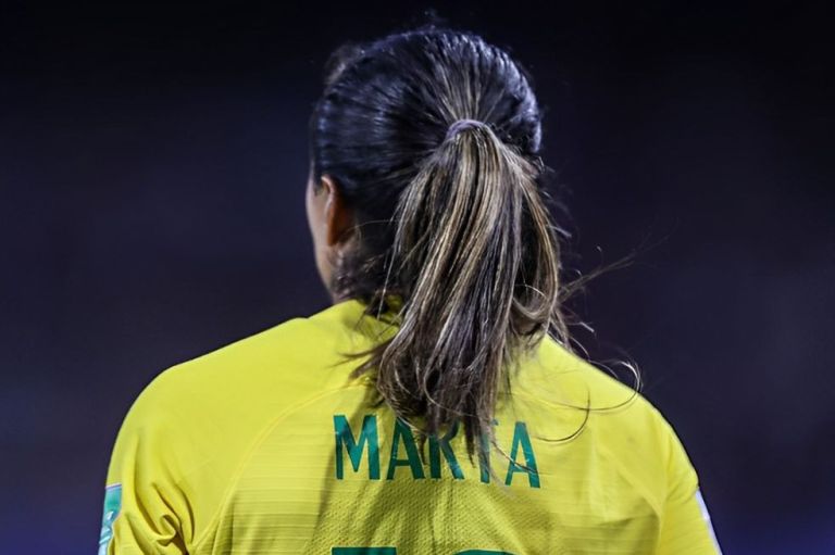 Fútbol y arte (III) (Fútbol paradójico)