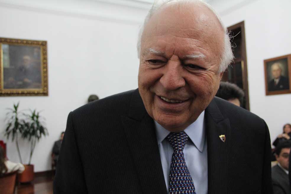 En 1986, Aurelio Iragorri Hormaza fue elegido por primera vez senador de la República por el Partido Liberal. / Kienyke