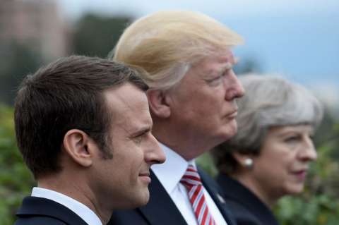 Francia y Reino Unido hablan sobre su papel en ataque a Siria