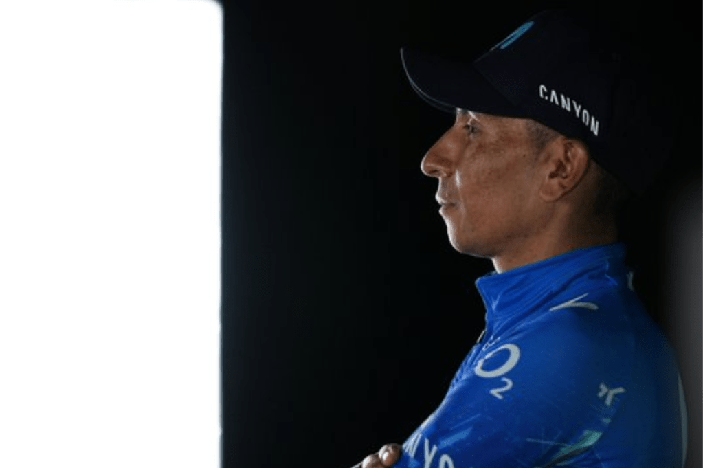 Nairo Quintana, en la presentación de Movistar, ilusiona a Colombia con su regreso a las grandes vueltas.