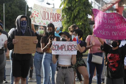 Siguen las protestas en Panamá contra violación y abuso de menores en albergues
