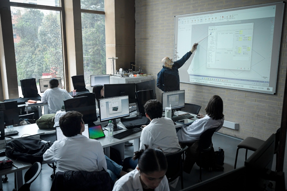 En los últimos años, ha incrementado la cantidad de jóvenes que prefieren estudiar carreras más cortas y con utilidad tecnológica.
